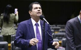 Imagem da notícia Entra em vigor lei que amplia até dezembro o prazo para uso de recursos da saúde